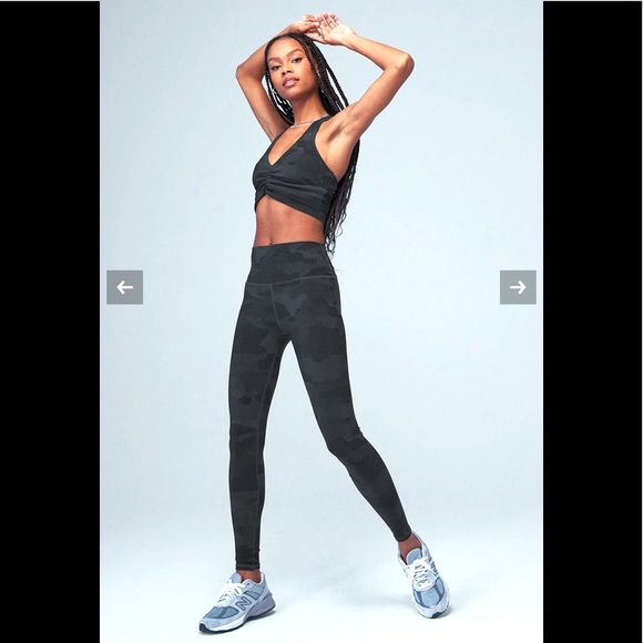 EUC alo yoga high waisted vapor camo leggings - Picture 3 of 12